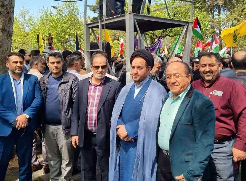 حضور کارکنان شرکت گاز استان گلستان و ادارات گازرسانی در تجمع مردمی حمایت از حمله تنبیهی رژیم غاصب صهیونیستی