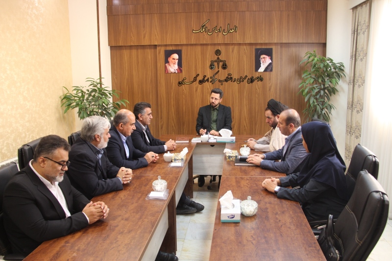تأکید بر نقش دادستانی در وصول مطالبات و تسریع در گازرسانی به نقاط جمعیتی؛مدیرعامل شرکت گاز استان گلستان با دادستان کل دیدار کرد