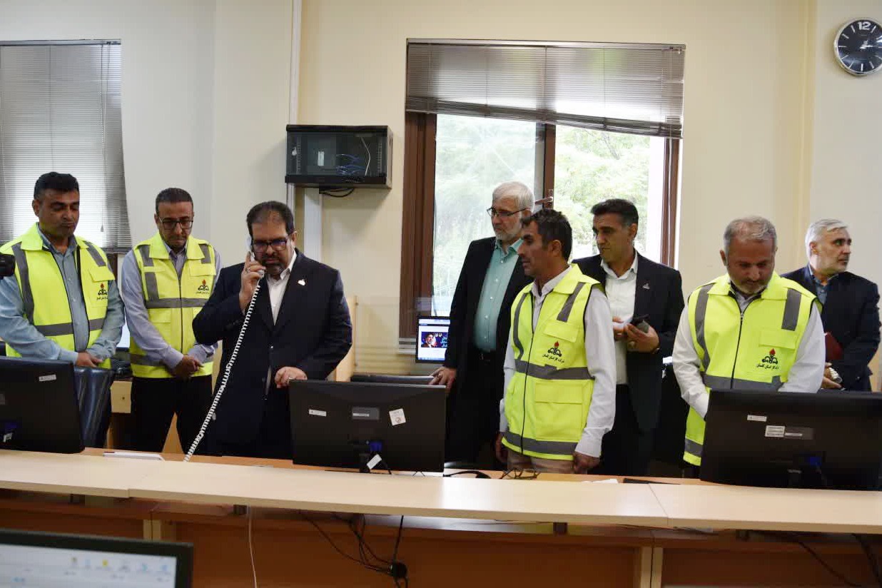 بازدید معاون وزیر نفت از مرکز پیام شرکت گاز استان گلستان؛ لزوم پاسخگویی دقیق و پیگیری مطالبات مردمی