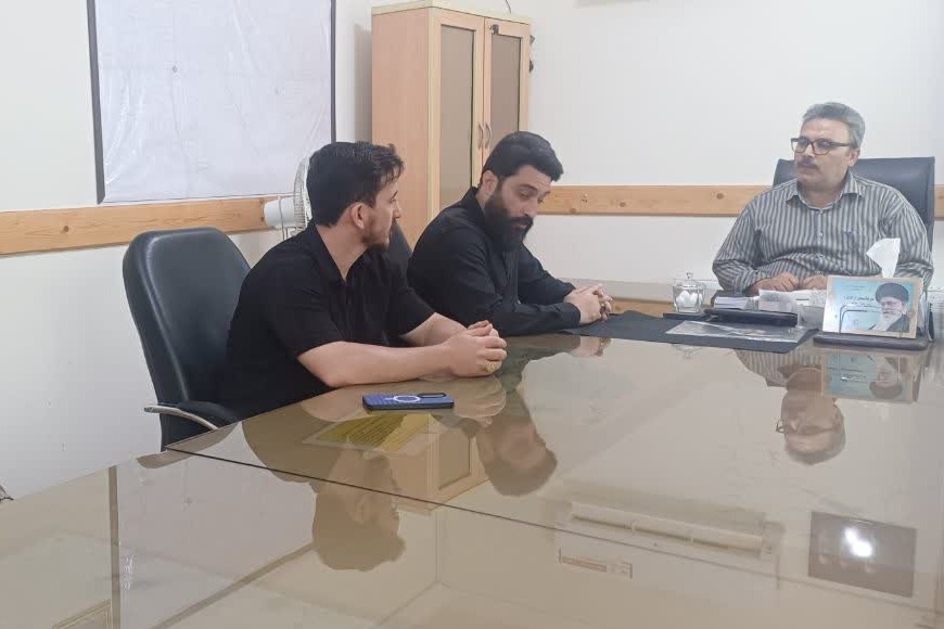تقویت تعاملات ورزشی در گالیکش؛ دیدار رئیس اداره گاز با رئیس هیئت فوتبال شهرستان 